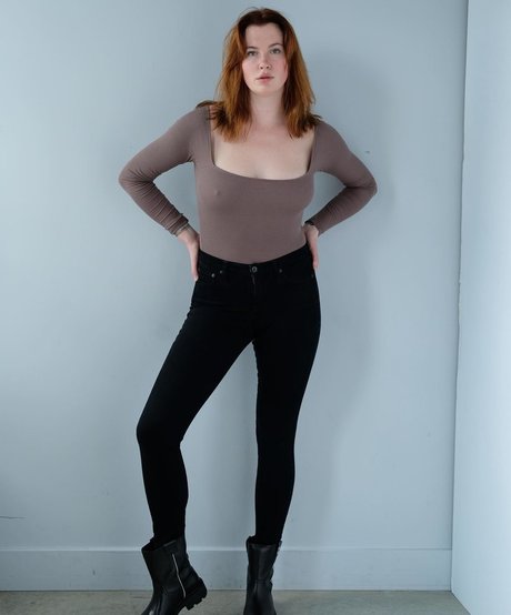 Ireland Baldwin nude onlyfans leak