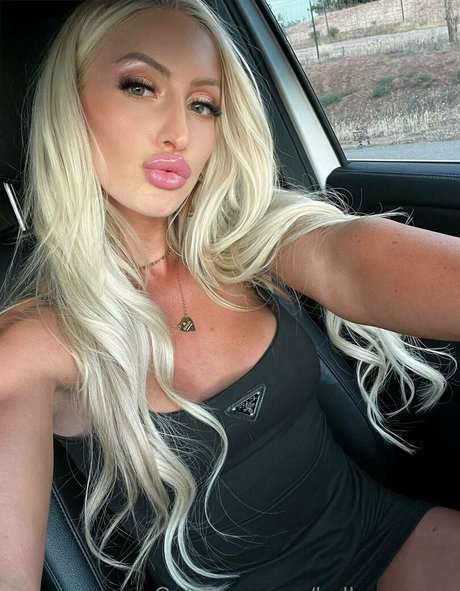 hollyxxxmae nudes leaked onlyfans