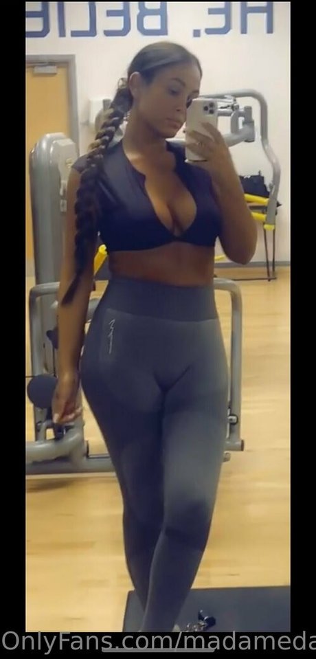 madamedakota onlyfans sextape leak