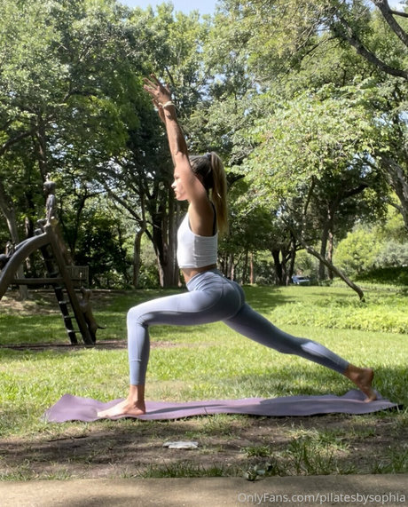 flowwithsky onlyfans striptease