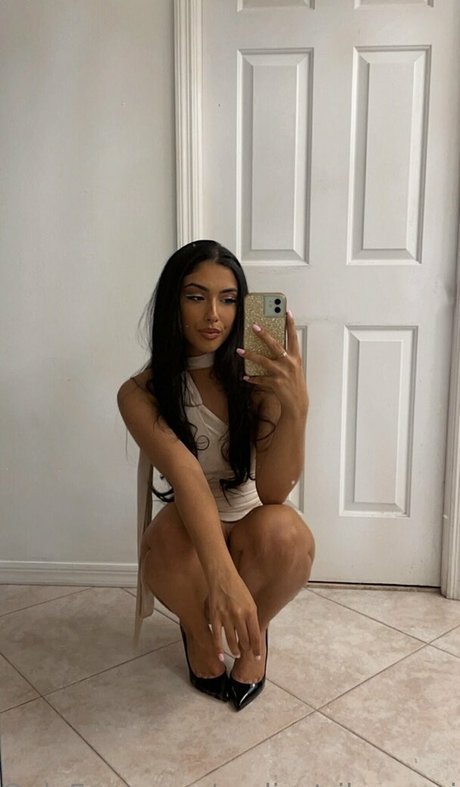 nadiastrikesagain nude leaks onlyfans