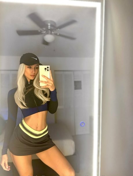 nadiastrikesagain onlyfans xx