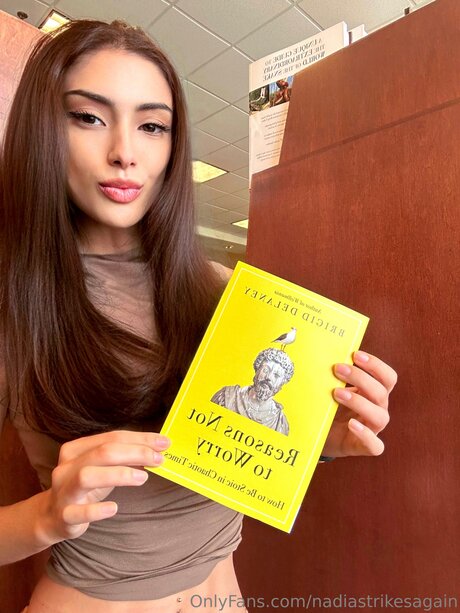 nadiastrikesagain Profile pic