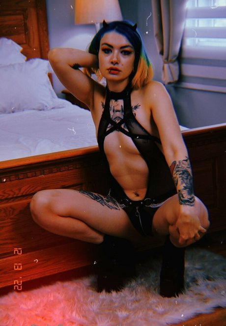 lunartemptations onlyfans leake