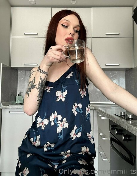 emmii ts onlyfans leams