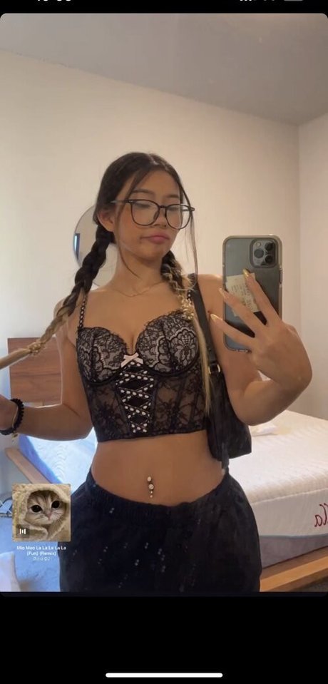 Ivy Erino desnuda onlyfans