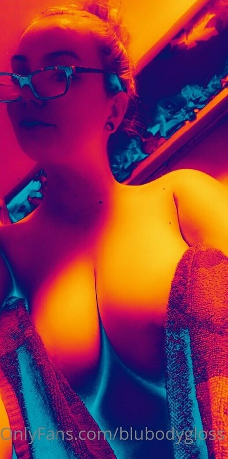 blubodygloss onlyfans porn leaks