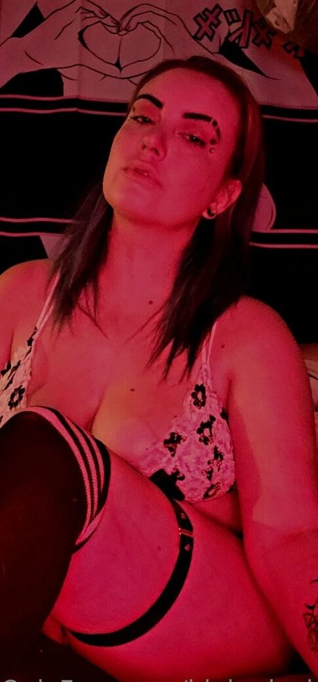 blubodygloss onlyfans xxx