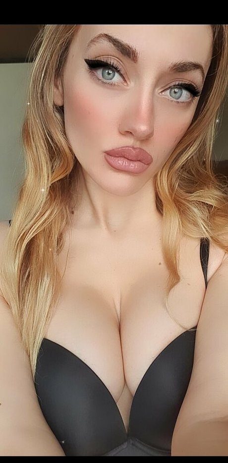 hotkittenvip only fans nude