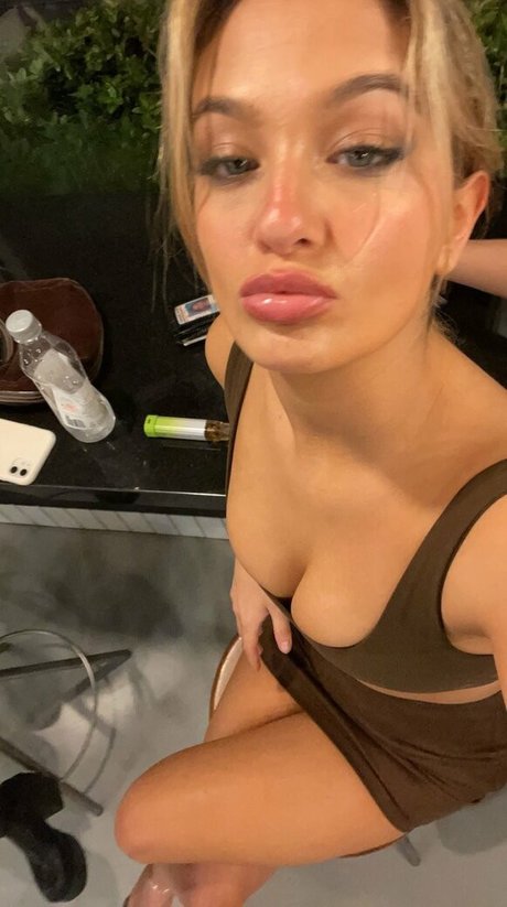 Claudia Conway onlyfans leaked