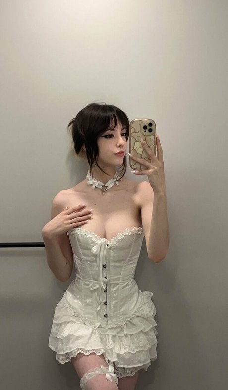 emiki28 onlyfans leaked photos