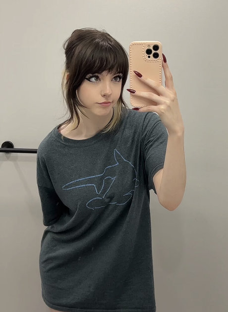 emiki28 onlyfans leaked