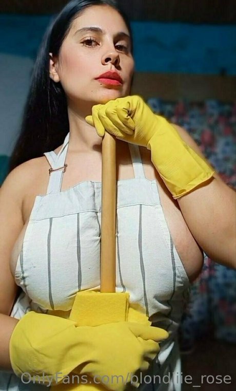 blondiiie rose nude leaks onlyfans