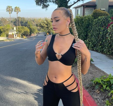 Viperous boobs onlyfans