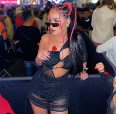 Fernanda Kalyne onlyfans exposed