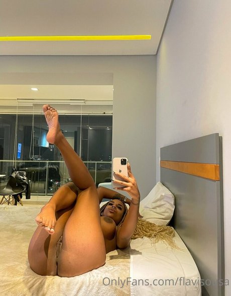 Negras Peitudas onlyfans strip tease