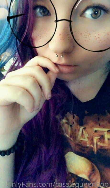 cassiequeenboo sextape onlyfans