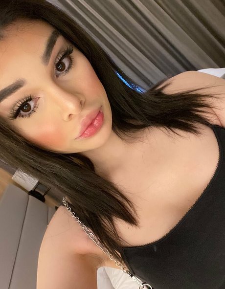 avenaxo onlyfans leakd