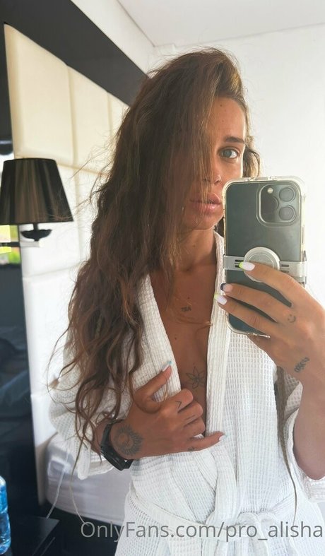 cutienaomi onlyfans posts