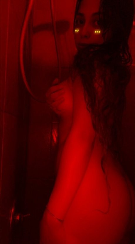 ittybittydee onlyfans leams