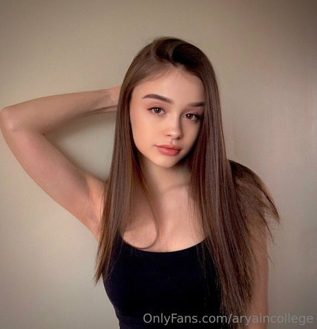 aryaincollege nudes only fans