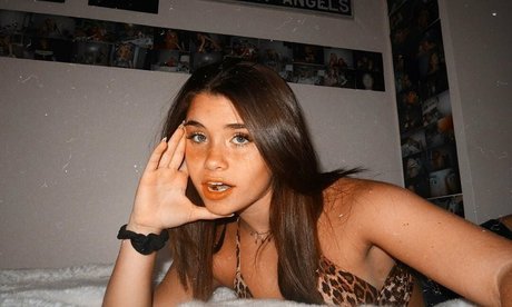 Nessa Barrett onlyfans leaks