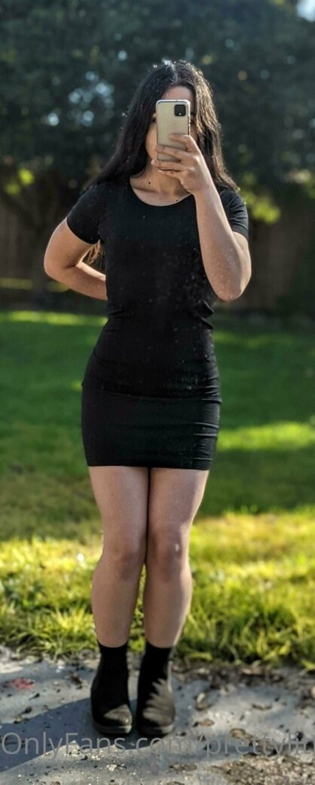 prettylittlelily48 only fans nude leaks