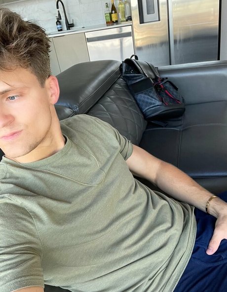 itsjustparker nudes onlyfans