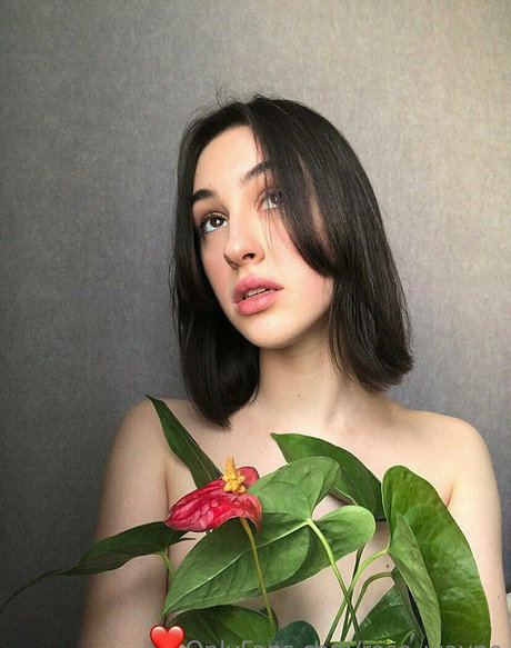 pure seductress onlyfans naked