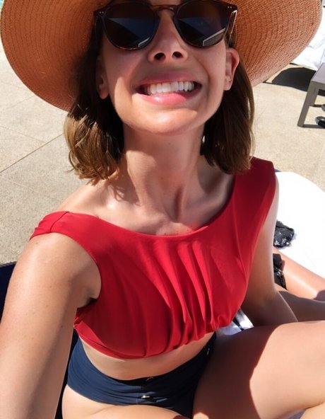 Alison Brie leaked only fans