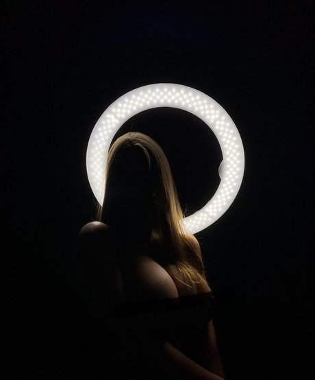 Anastasia Anikina onlyfans striptease