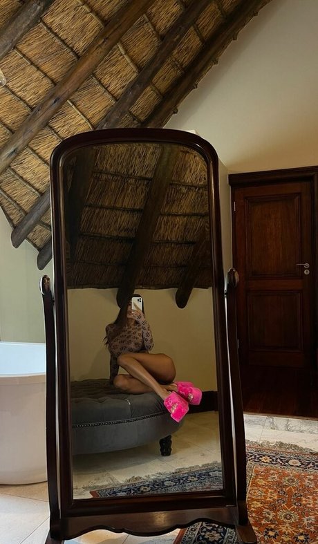 Anastasia Anikina onlyfans sex tape