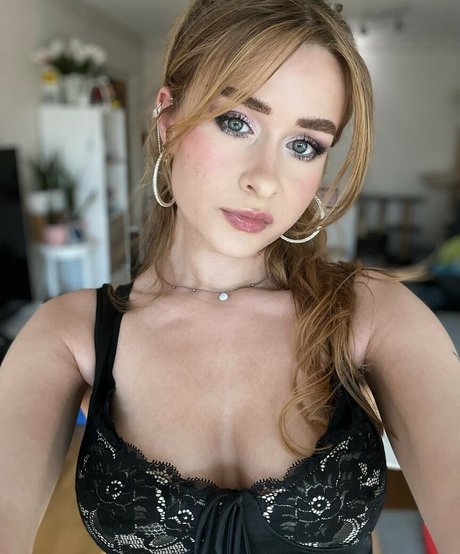 yaboielina onlyfans nude porn