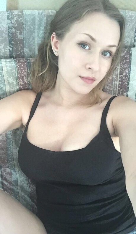 yaboielina only fans pic