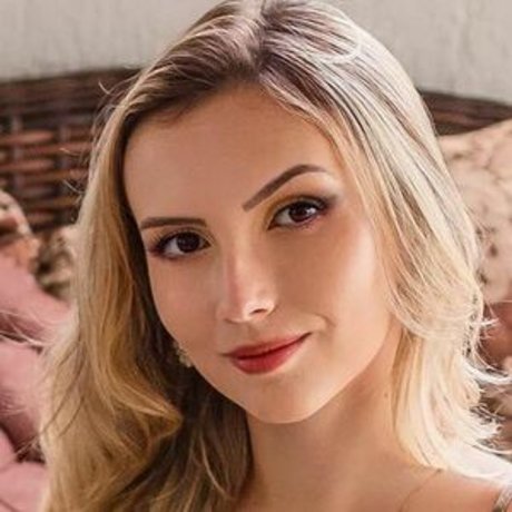 Isa Sudati onlyfans model photos