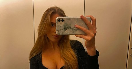 swegirlmafia onlyfans naked