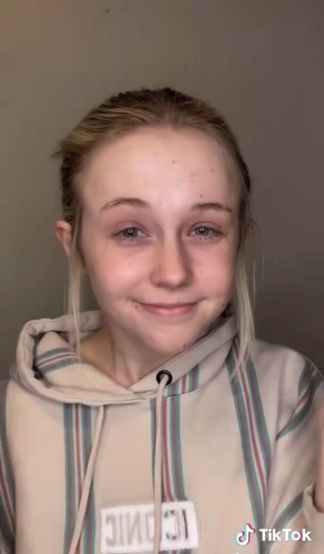 Kira Graceeee onlyfans archives