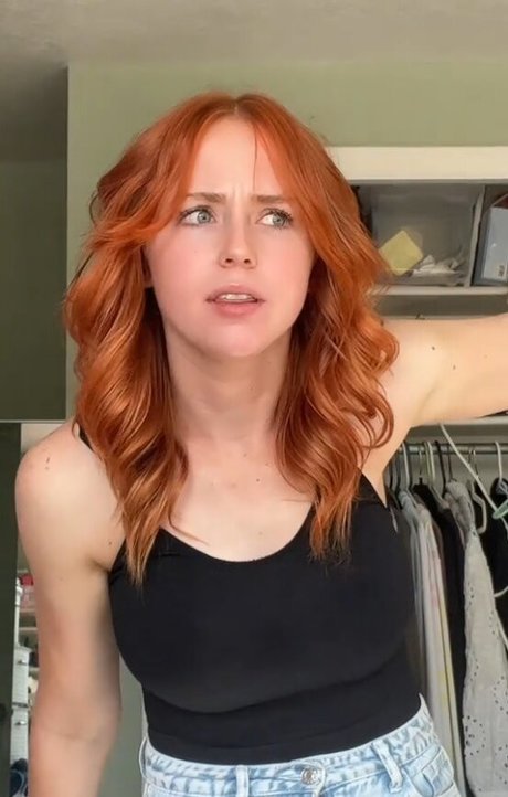 Kira Graceeee onlyfans leaked free