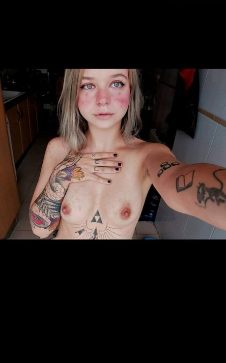 xhuronax new onlyfans leak