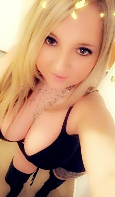 Candykissxo onlyfans nudes