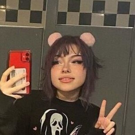 Snottea leaks only fans