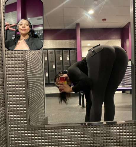 bodyby harumiii only fans pics