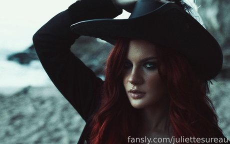 Juliettesureau onlyfans public photos