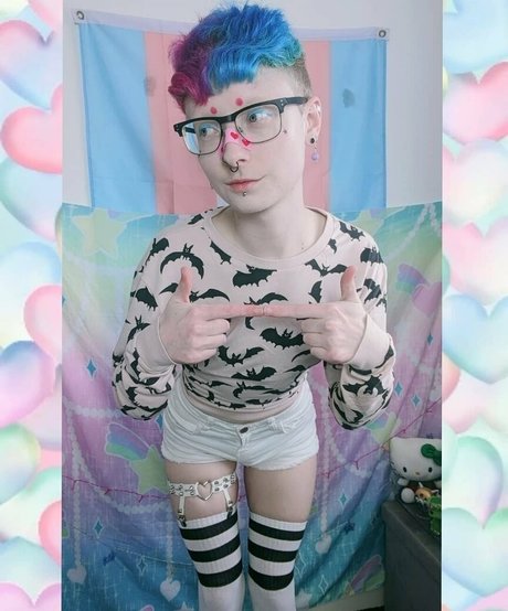 enbyjupiterfree onlyfans topless