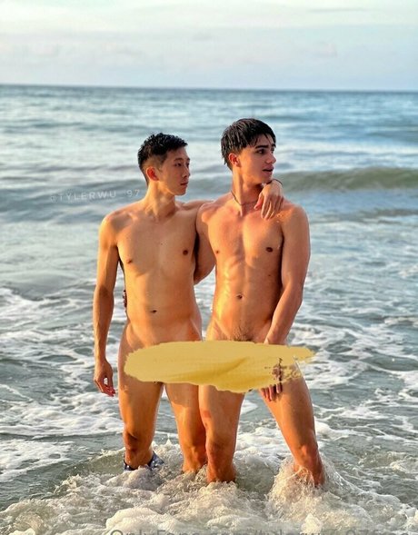 tylerwu 97free onlyfans naked