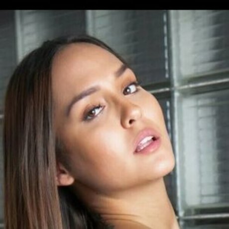 Bernardette Tur onlyfans content leaked