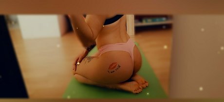 alittlebitpsycho98 onlyfans x