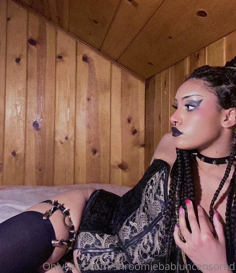 shroomiebabiuncensored onlyfans leake