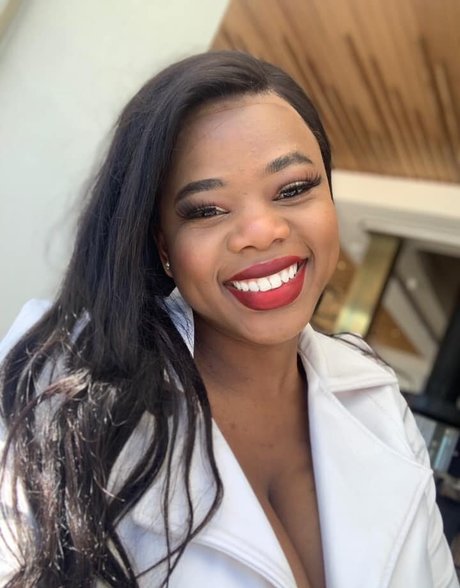 Miss Sompicy onlyfans tits