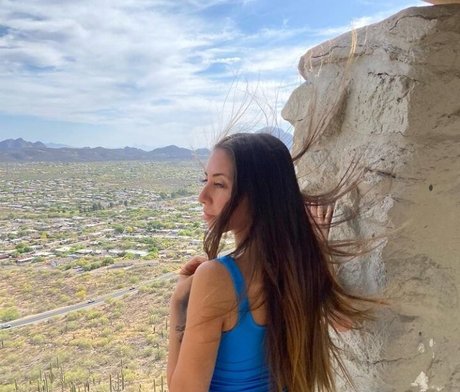 Paradisegirl onlyfans naked pics